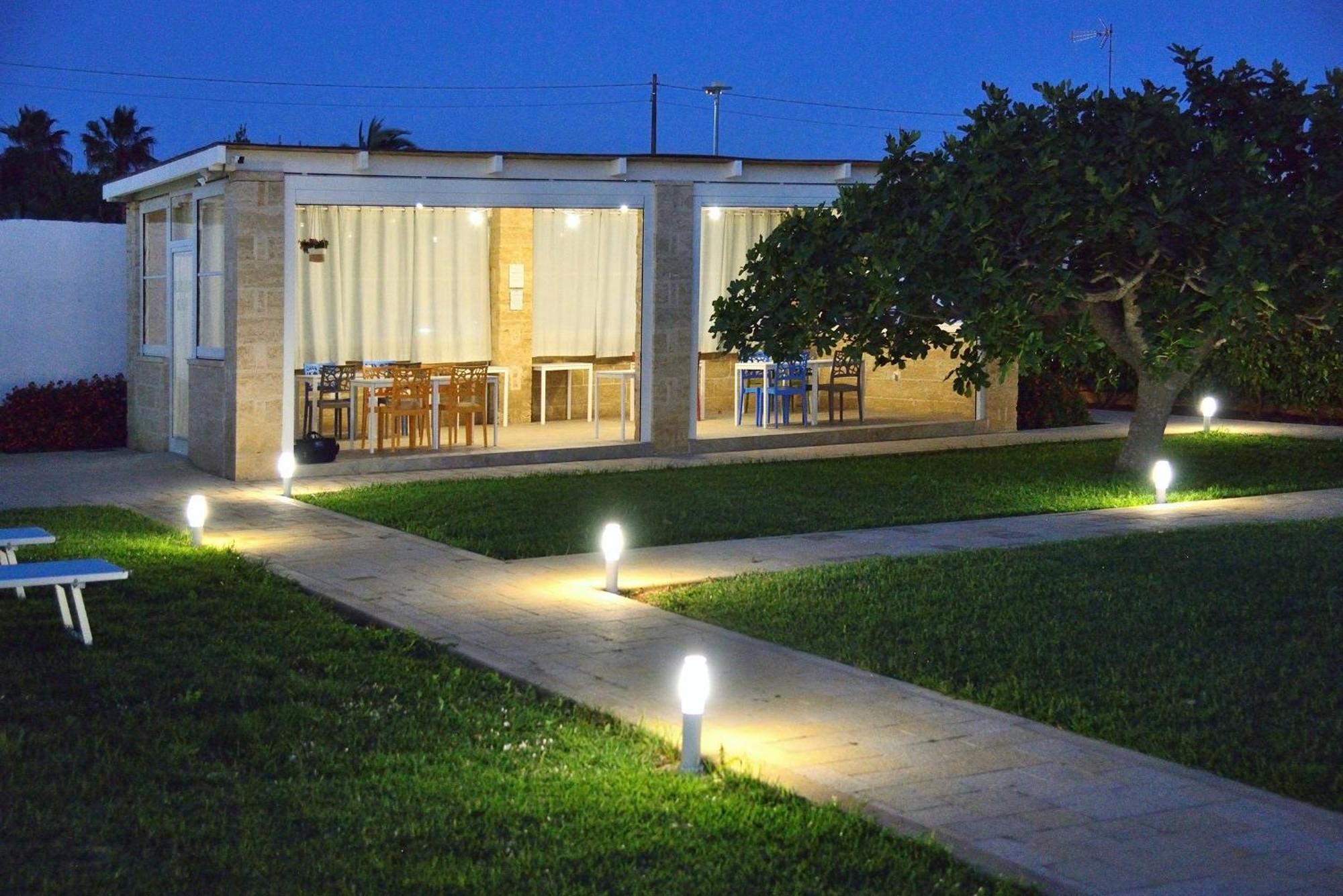 B&B Domus Terra Mare Torre San Giovanni Ugento Exterior photo